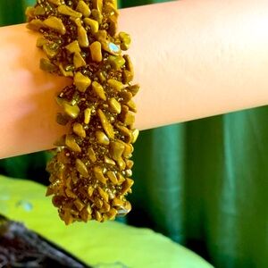Chunky Beaded Bracelet in Mustard Yellow vintage